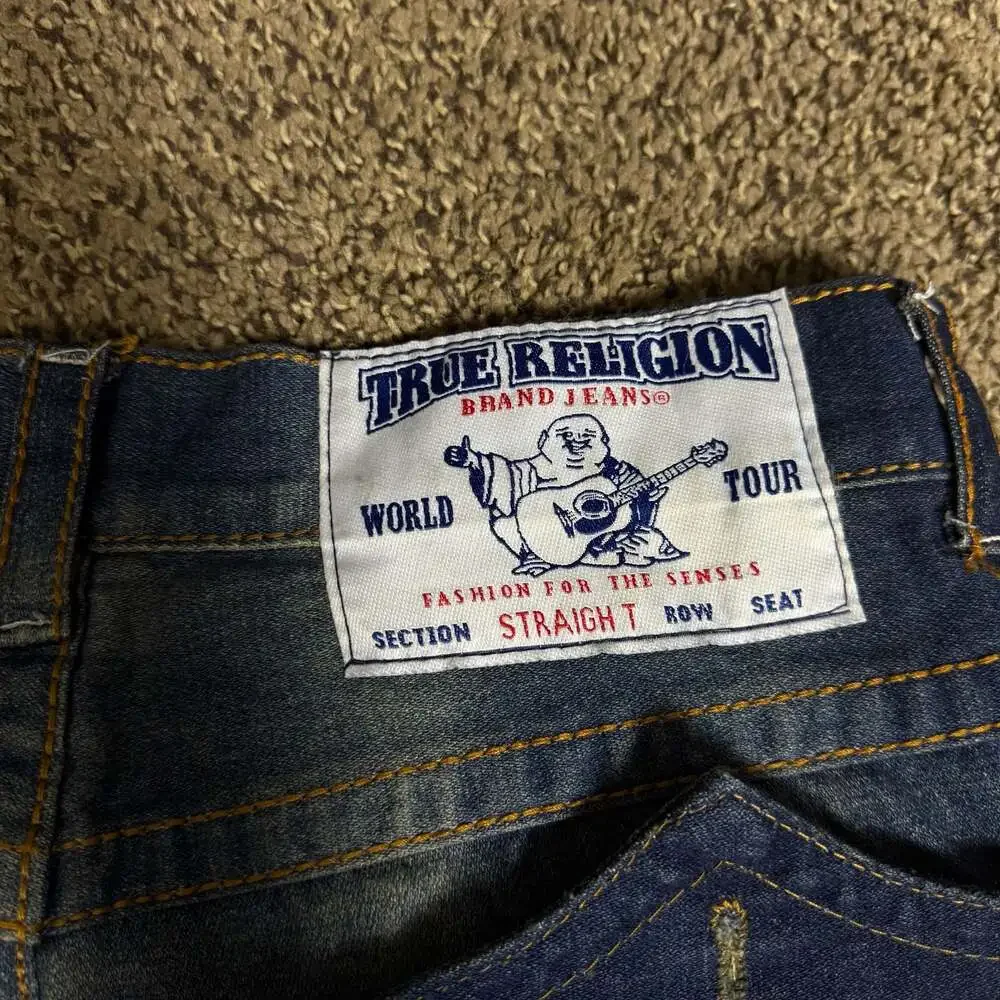 True Religion Vintage Dark Wash Denim Jeans with Contrast Stitching Sz 32